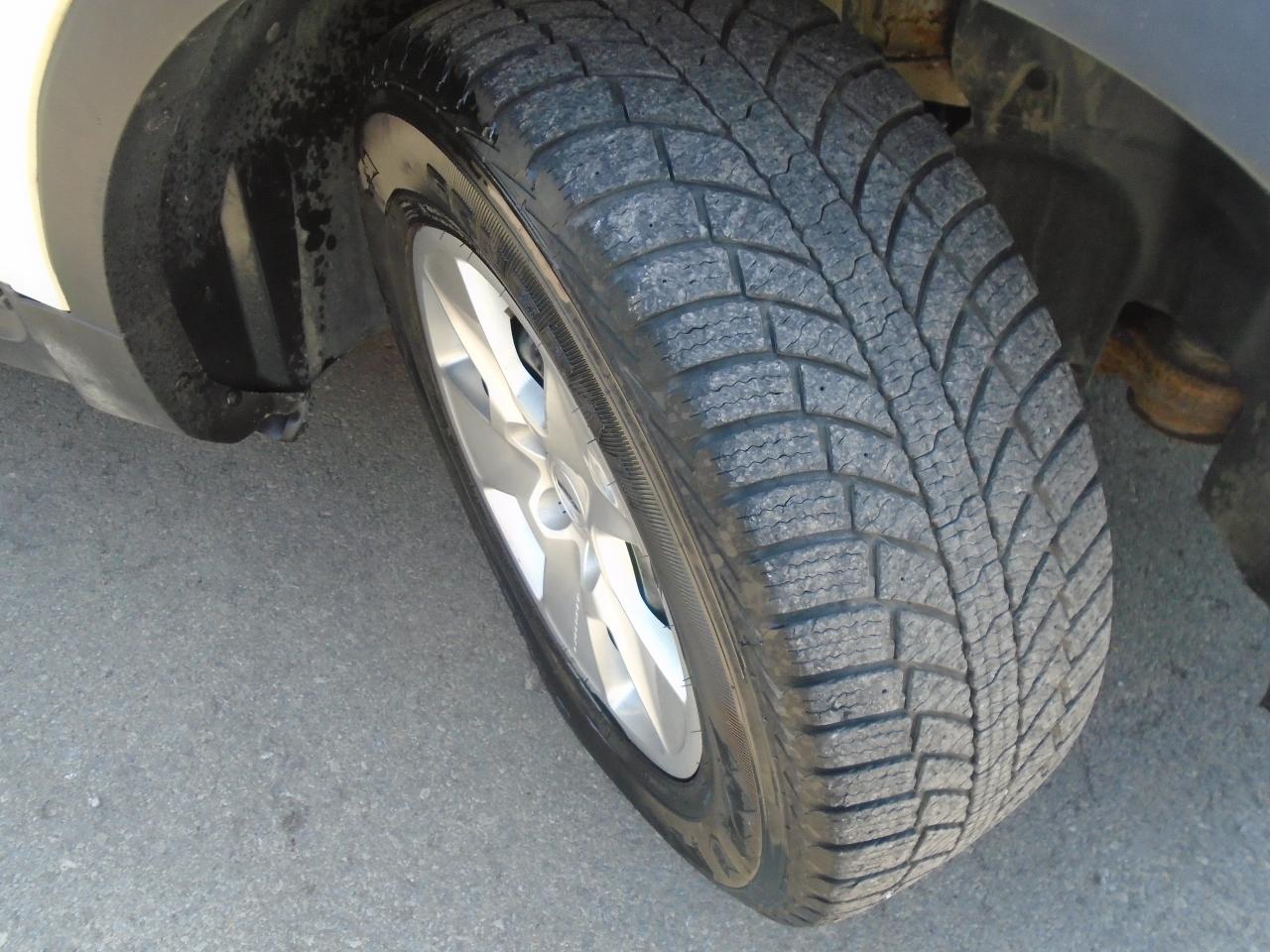 2013 Ford Explorer 4WD 4dr Base - Photo #26