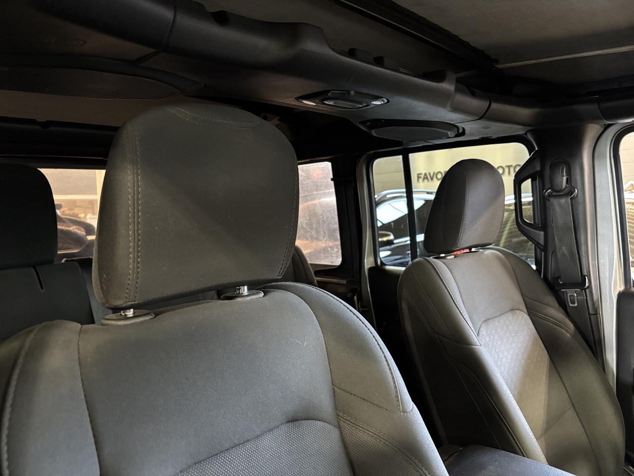 2019 Jeep Wrangler Unlimited Sport 4x4|SOFTROOF|BACKUPCAM|HEATEDSEATS|+++ - Photo #10