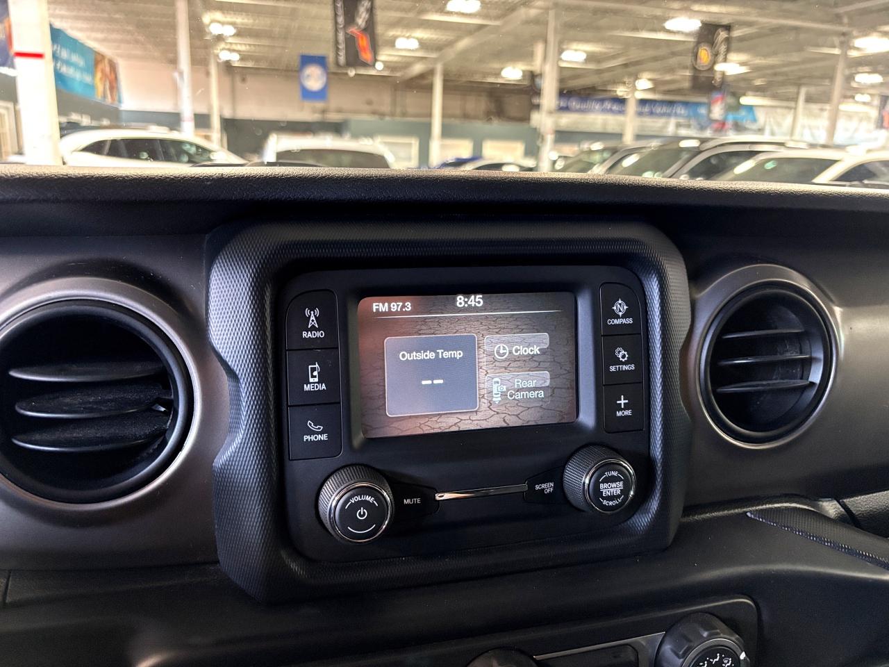 2019 Jeep Wrangler Unlimited Sport 4x4|SOFTROOF|BACKUPCAM|HEATEDSEATS|+++ - Photo #16