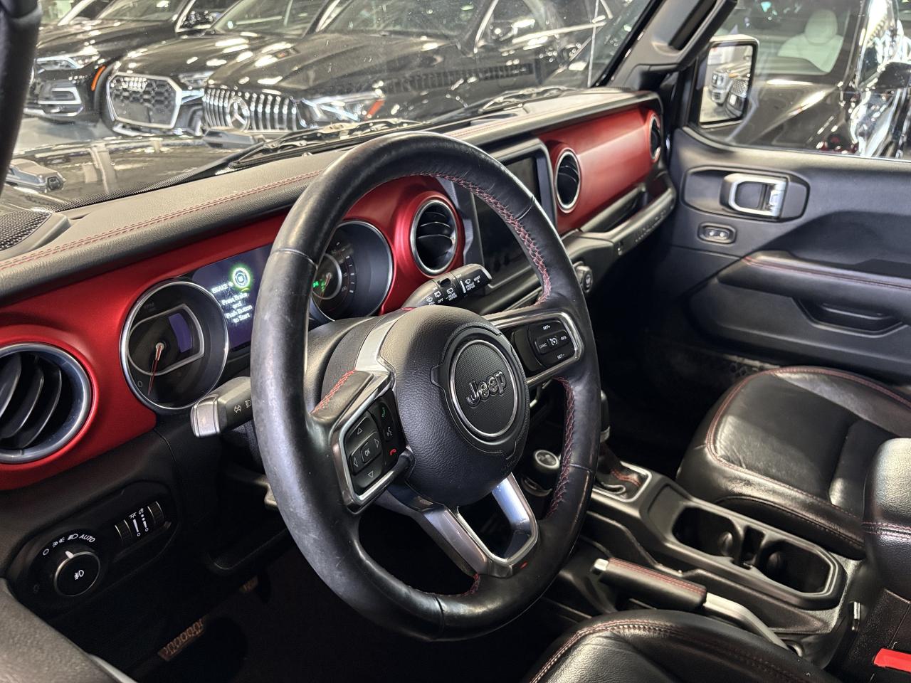 2018 Jeep Wrangler Unlimited Rubicon|4X4|V6|NAV|LEATHER|BACKUPCAM|OFFROADPAGES| - Photo #11
