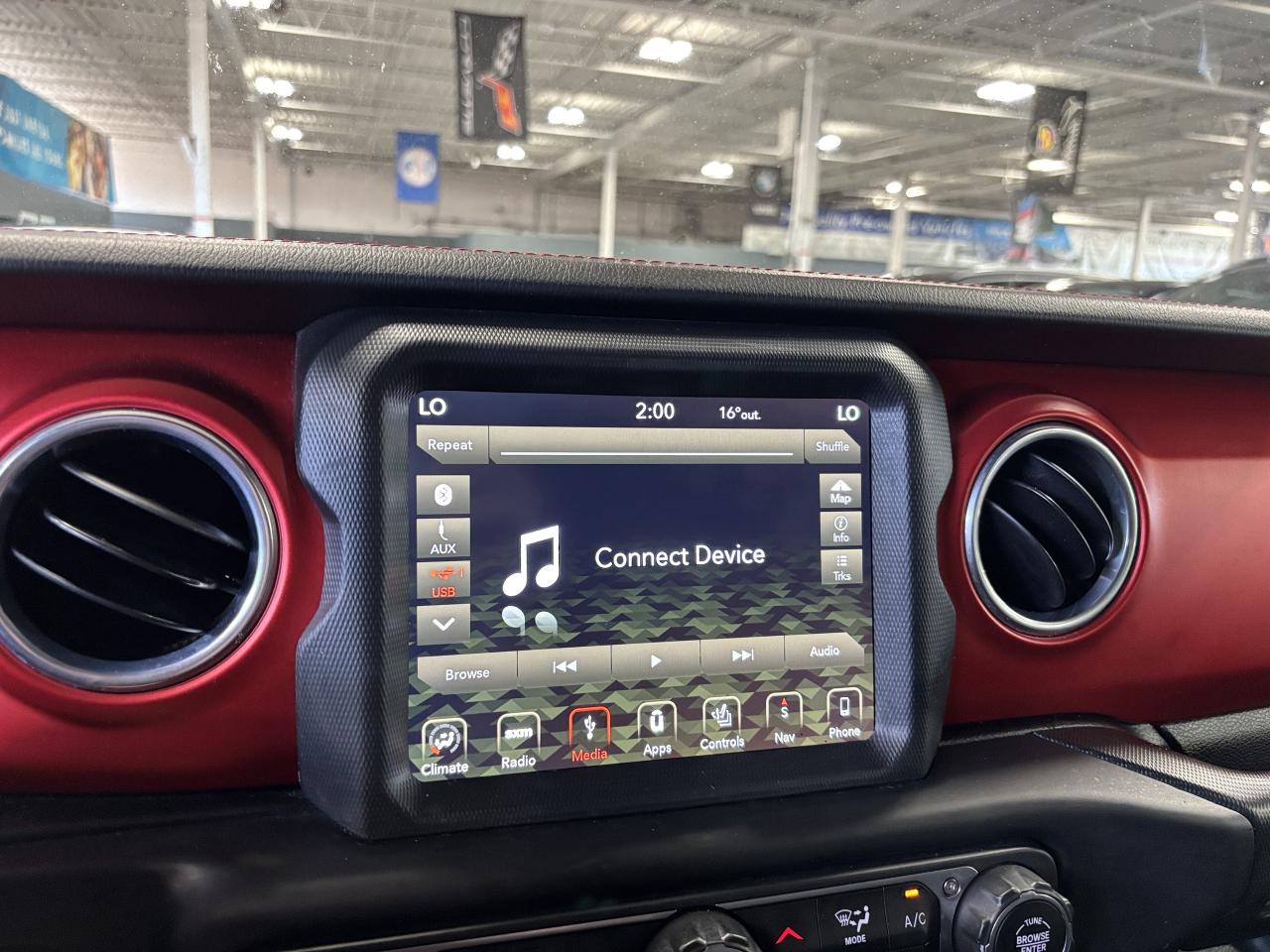 2018 Jeep Wrangler Unlimited Rubicon|4X4|V6|NAV|LEATHER|BACKUPCAM|OFFROADPAGES| - Photo #18