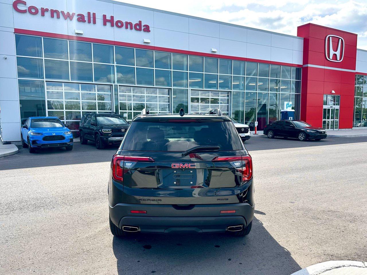 2023 GMC Acadia SLE Photo4