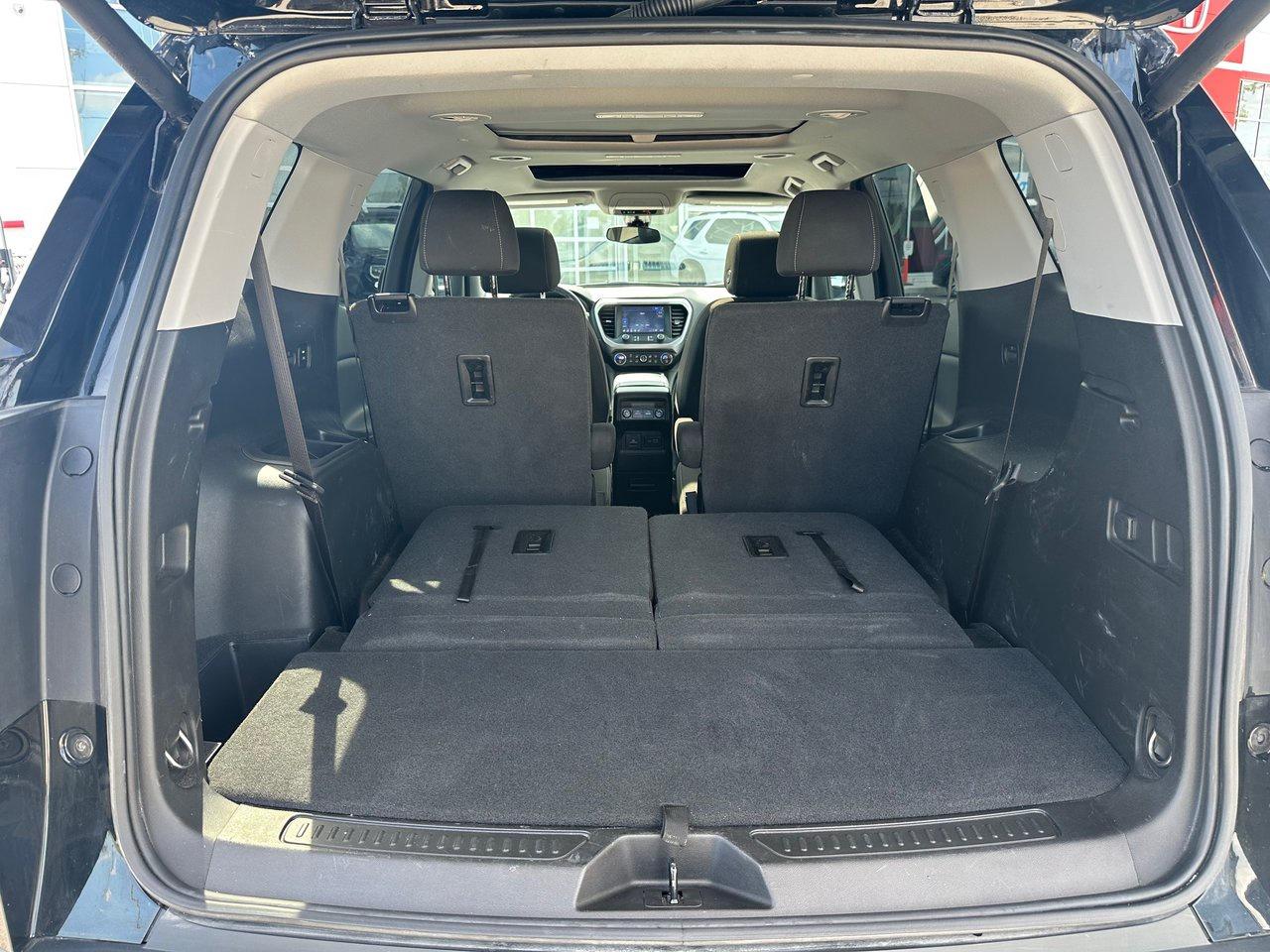 2023 GMC Acadia SLE Photo