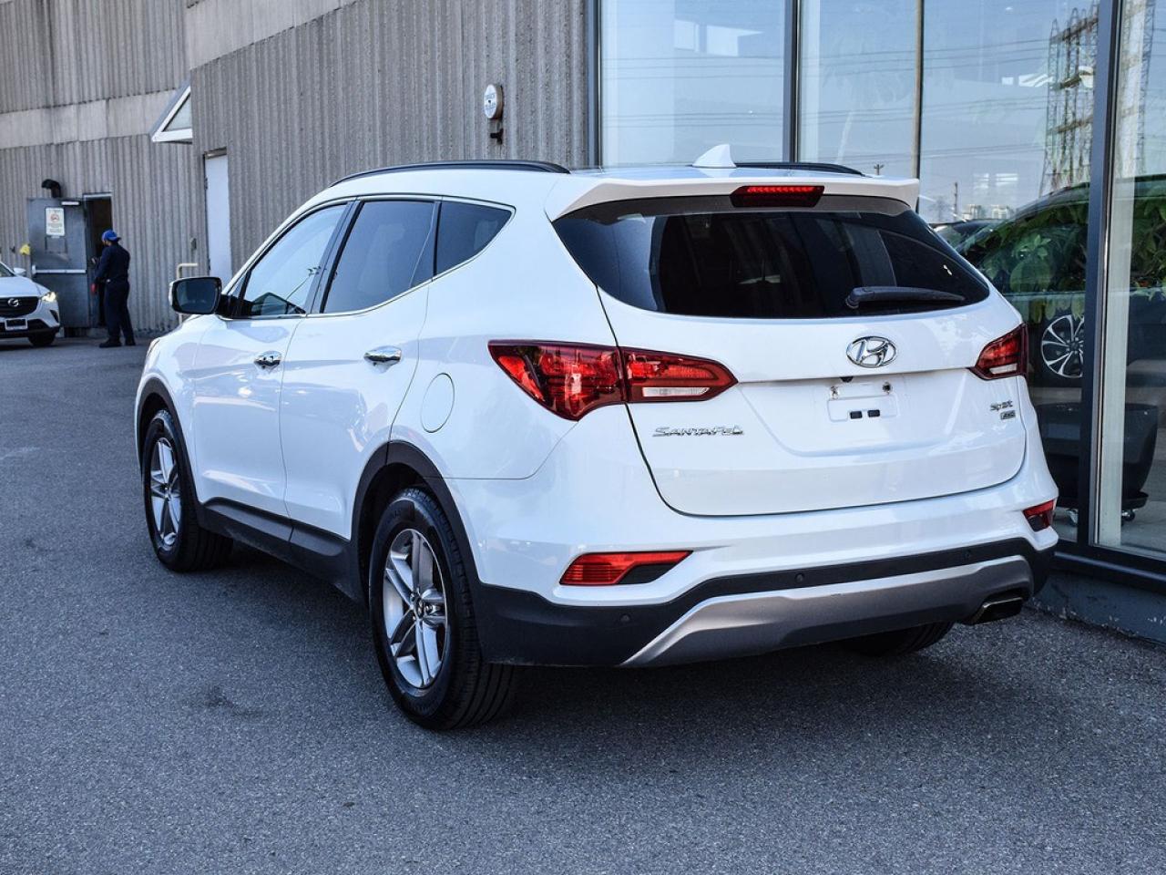 2017 Hyundai Santa Fe Sport AWD 4dr 2.4L Luxury Photo