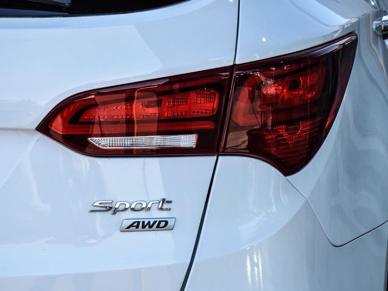 2017 Hyundai Santa Fe Sport AWD 4dr 2.4L Luxury Photo