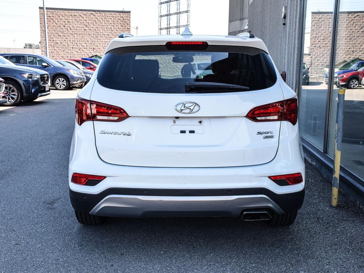 2017 Hyundai Santa Fe Sport AWD 4dr 2.4L Luxury Photo