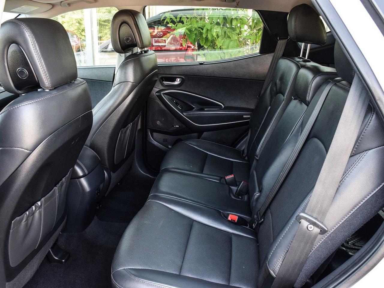 2017 Hyundai Santa Fe Sport AWD 4dr 2.4L Luxury Photo