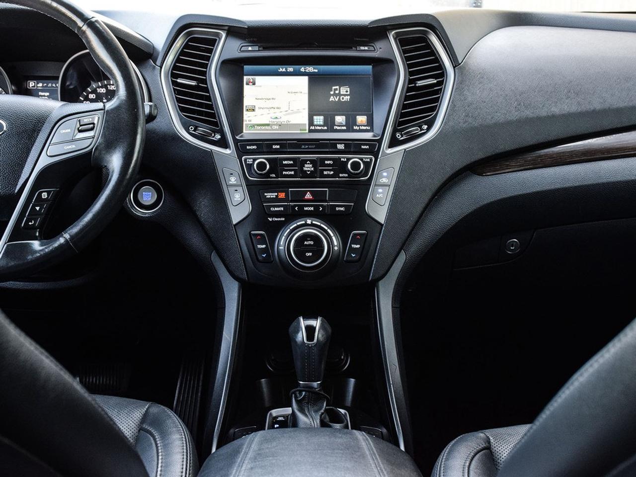 2017 Hyundai Santa Fe Sport AWD 4dr 2.4L Luxury Photo