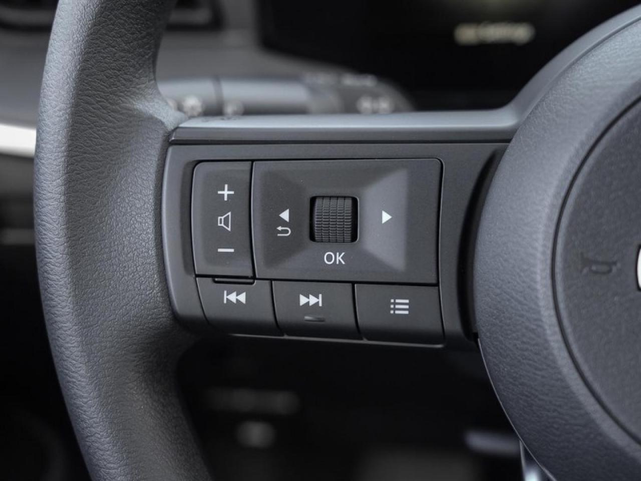 2025 Nissan Kicks S  - Heated Seats Photo