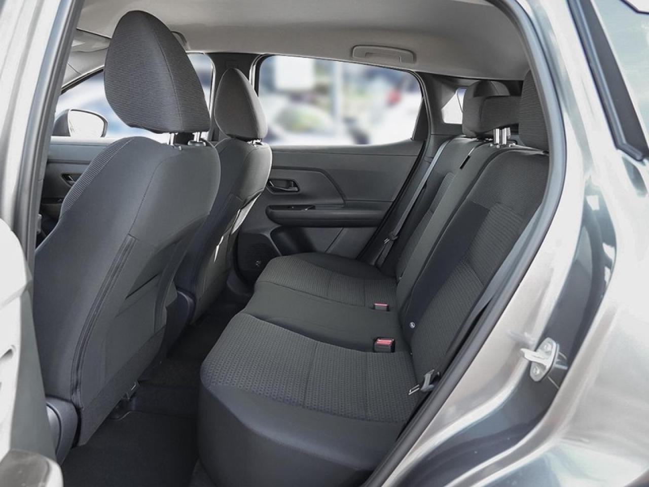 2025 Nissan Kicks S  - Heated Seats Photo