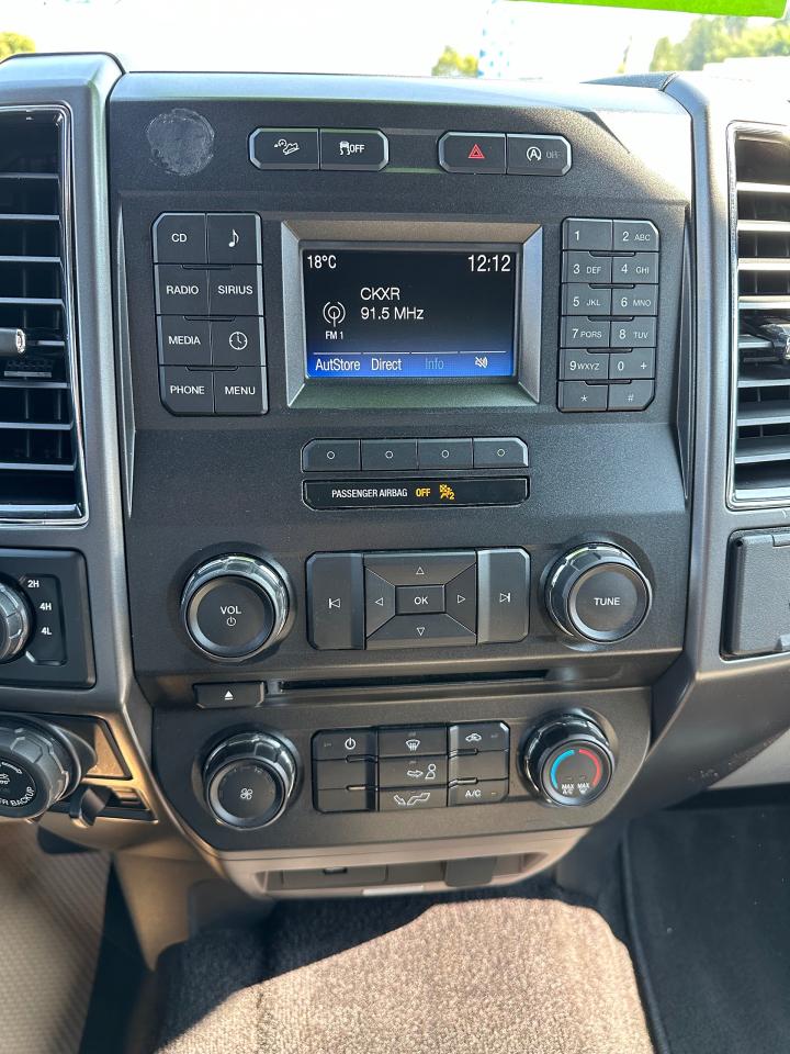 2017 Ford F-150 XLT Photo5