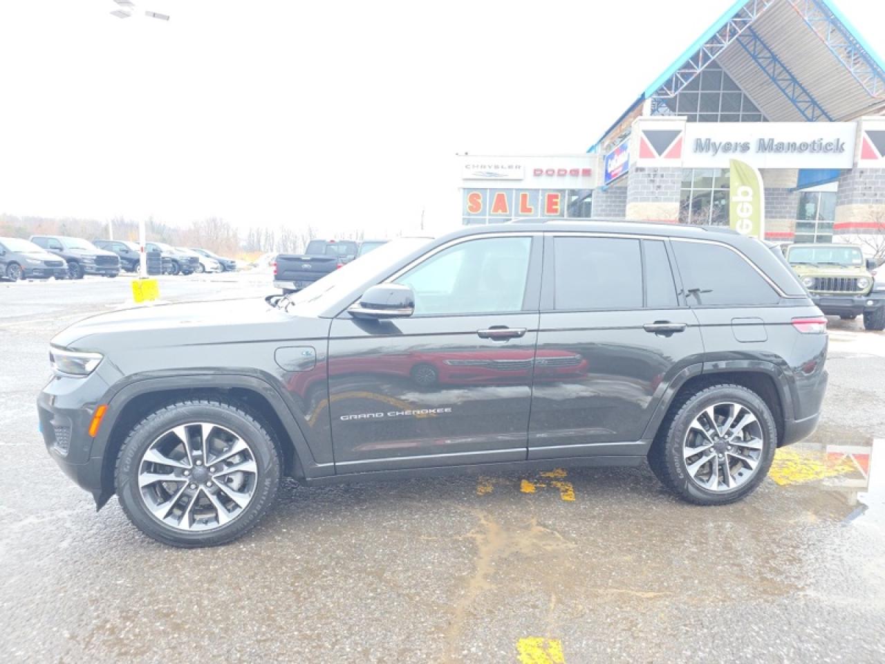 2023 Jeep Grand Cherokee 4xe Overland  - Hybrid Photo