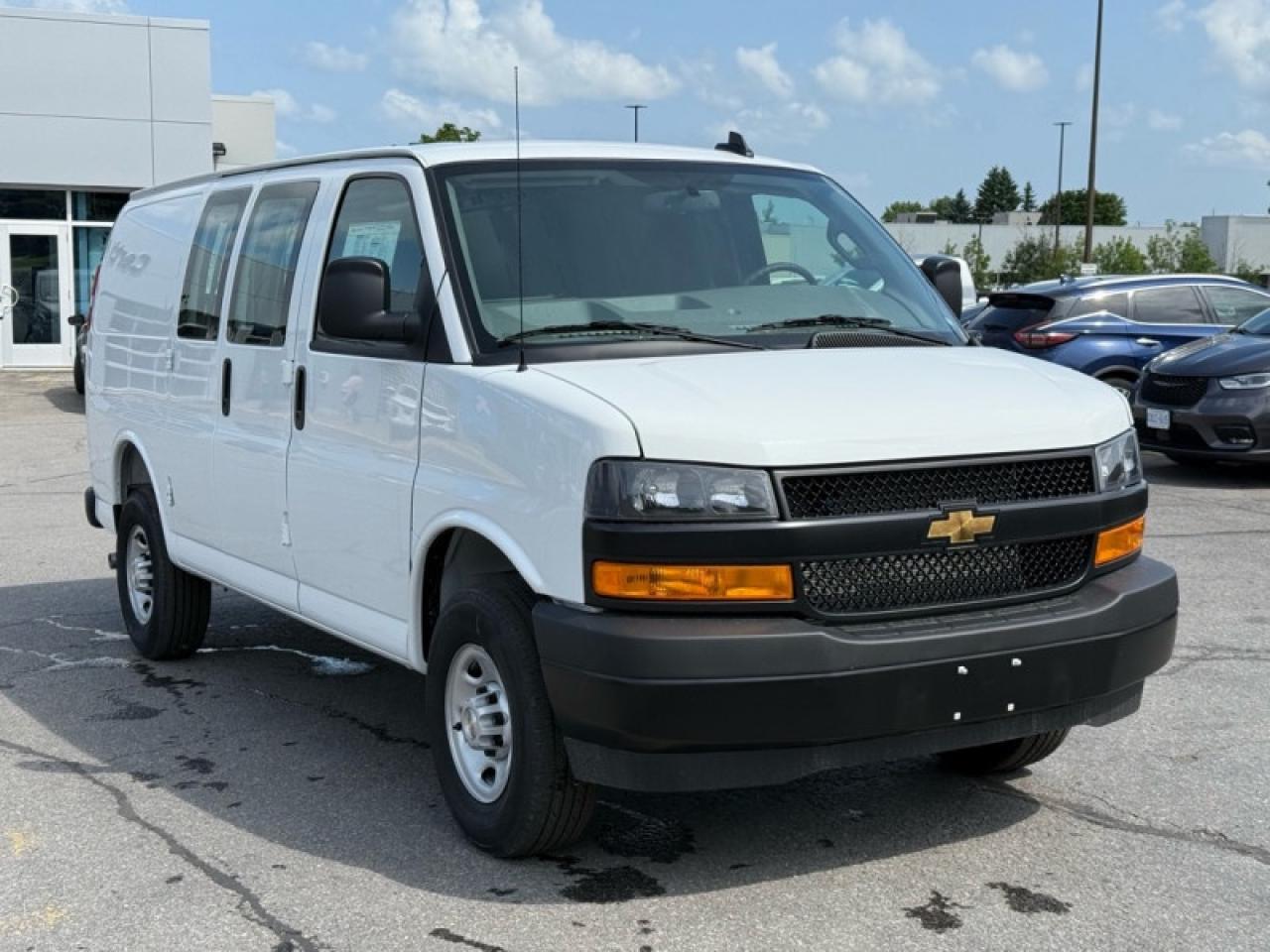 2025 Chevrolet Express Cargo Van 2500 135  - Audio System Photo