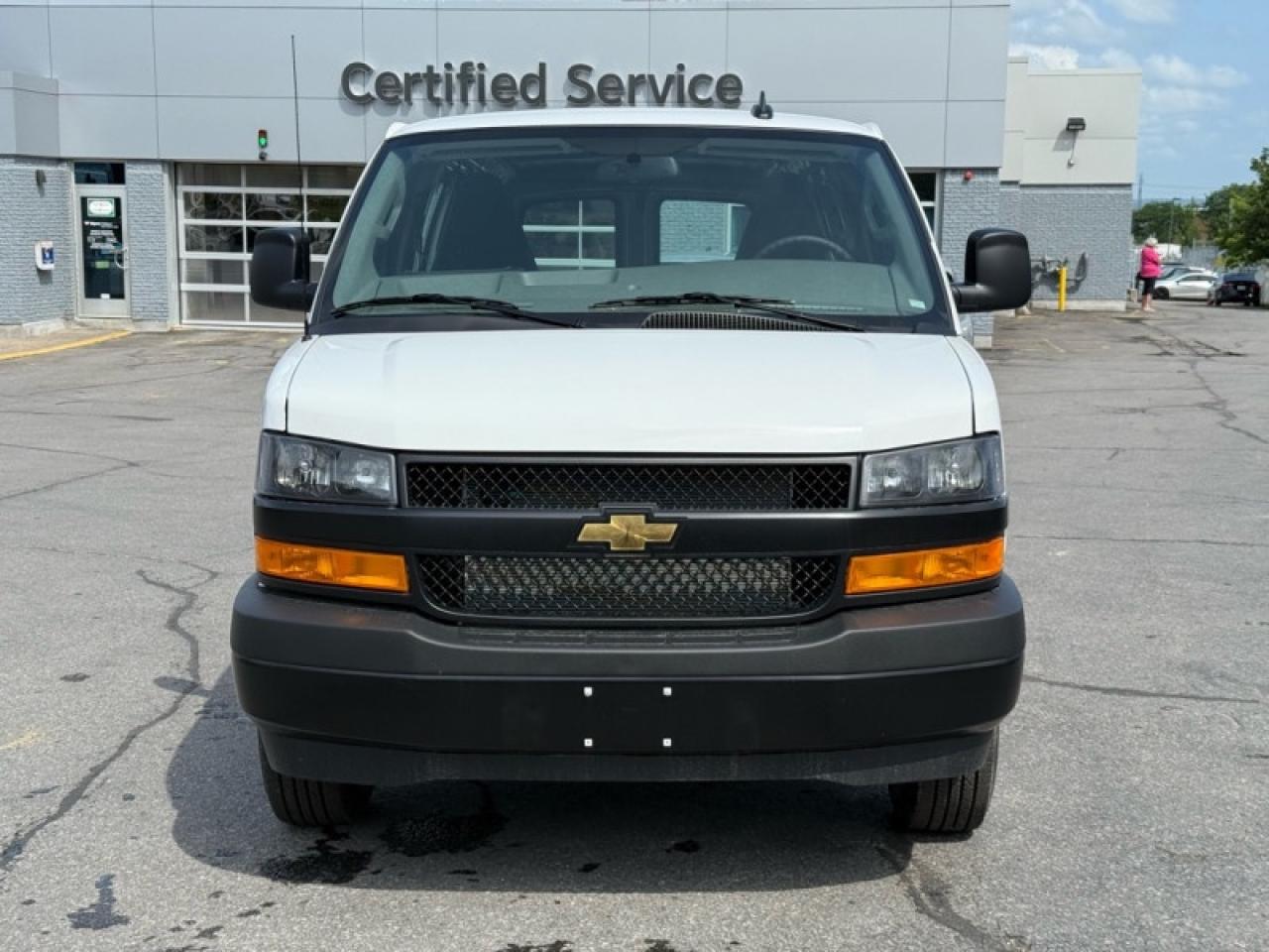2025 Chevrolet Express Cargo Van 2500 135  - Audio System Photo