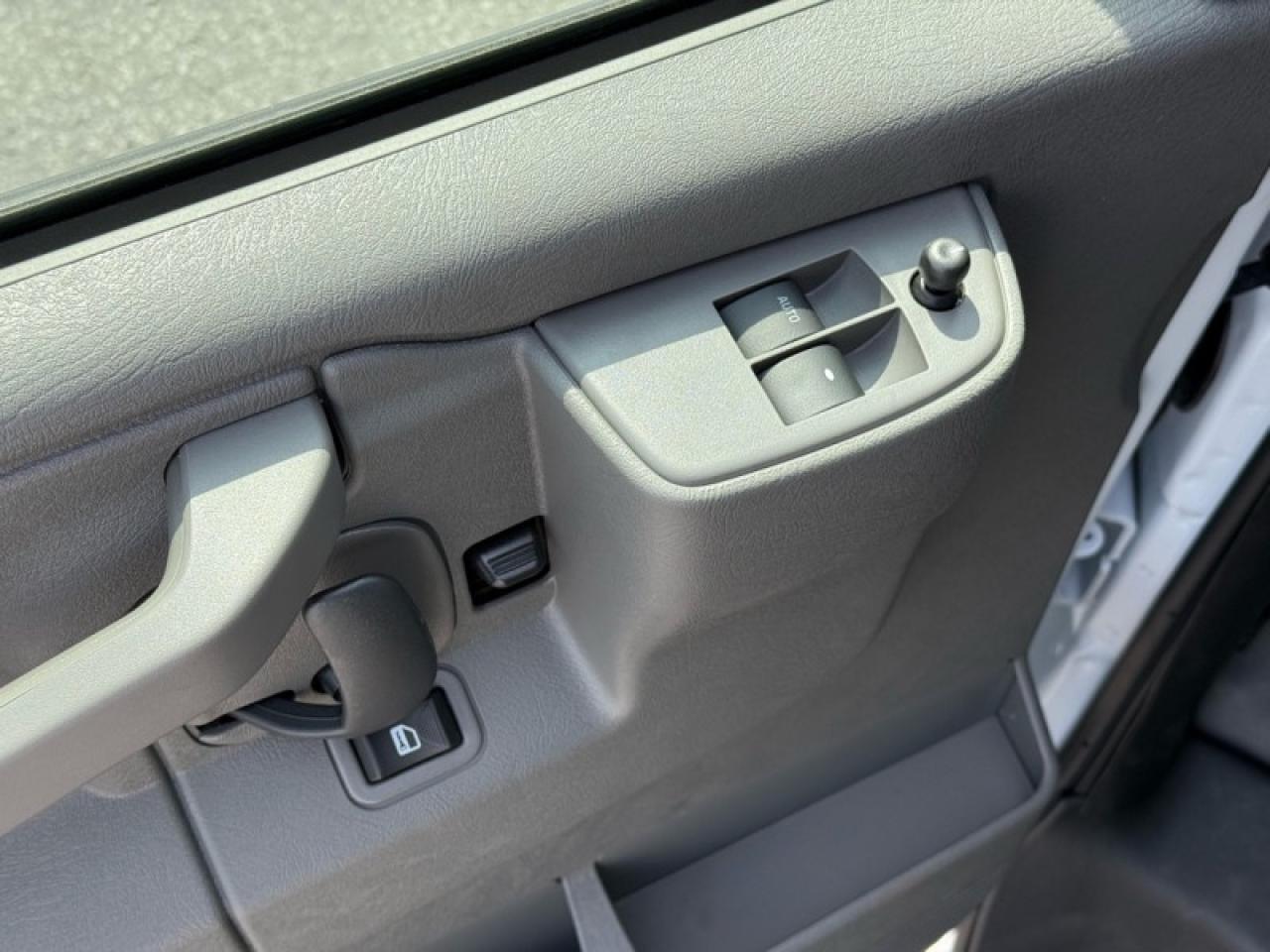 2025 Chevrolet Express Cargo Van 2500 135  - Audio System Photo