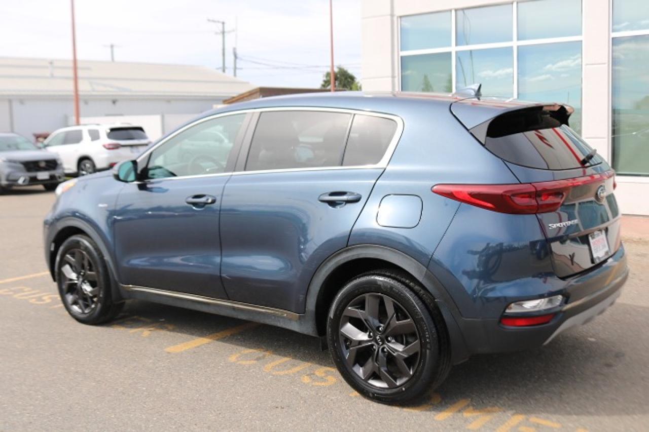 2021 Kia Sportage LX Photo3