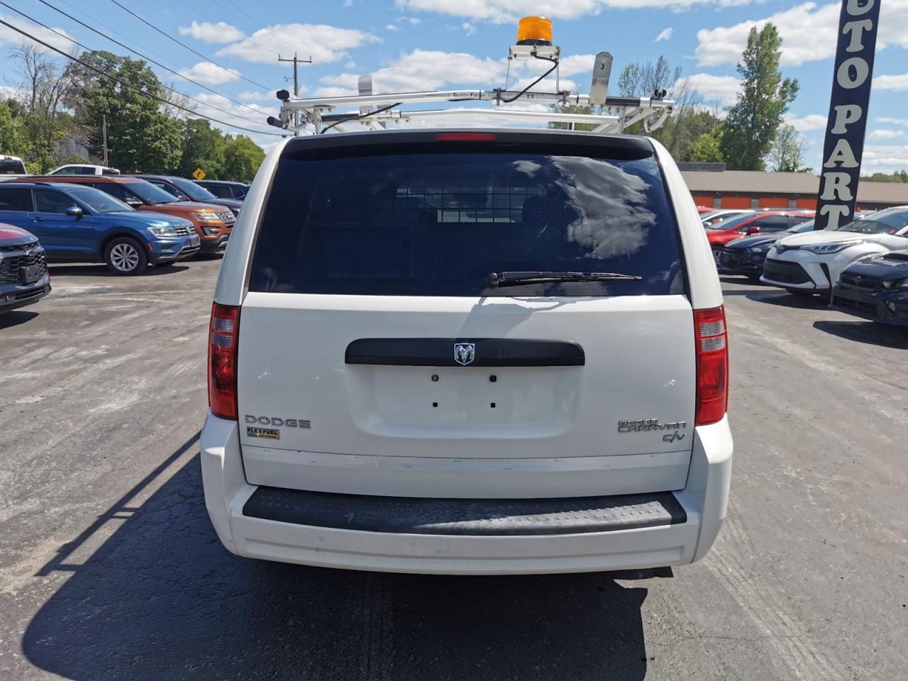 2009 Dodge Grand Caravan CARGO - Photo #6