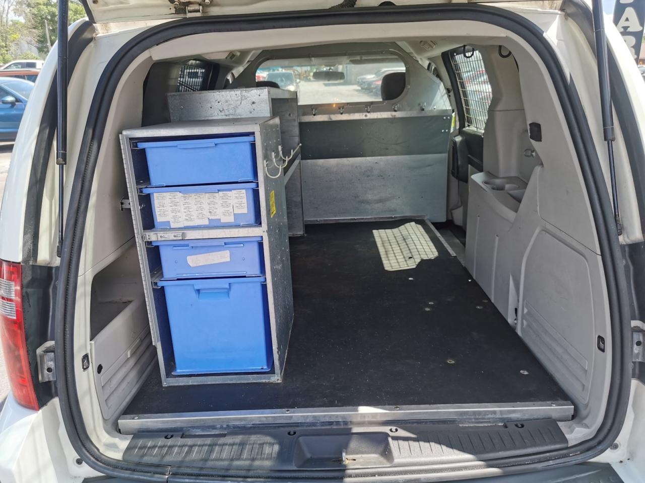 2009 Dodge Grand Caravan CARGO - Photo #21