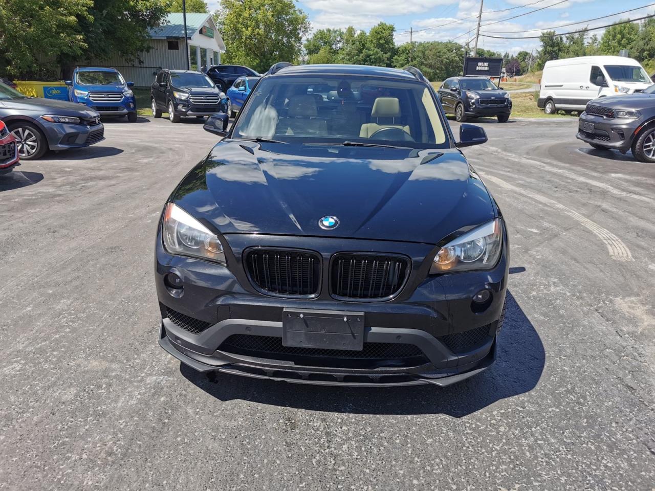 2015 BMW X1 28i xDrive - Photo #2