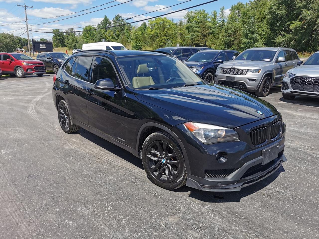 2015 BMW X1 28i xDrive - Photo #3