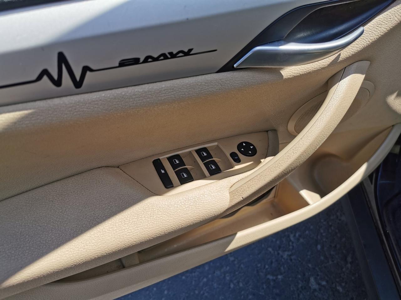 2015 BMW X1 28i xDrive - Photo #11