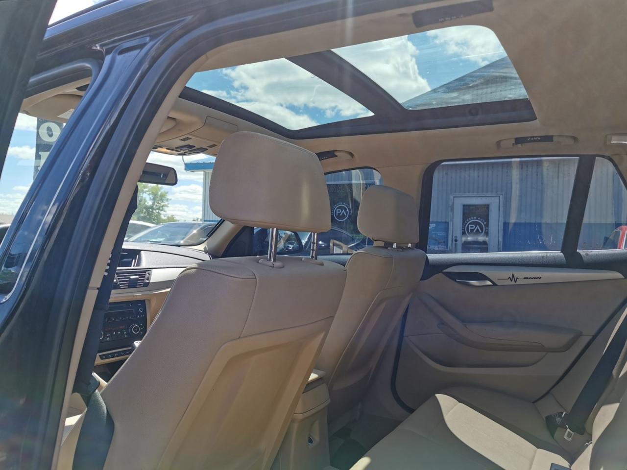2015 BMW X1 28i xDrive - Photo #23