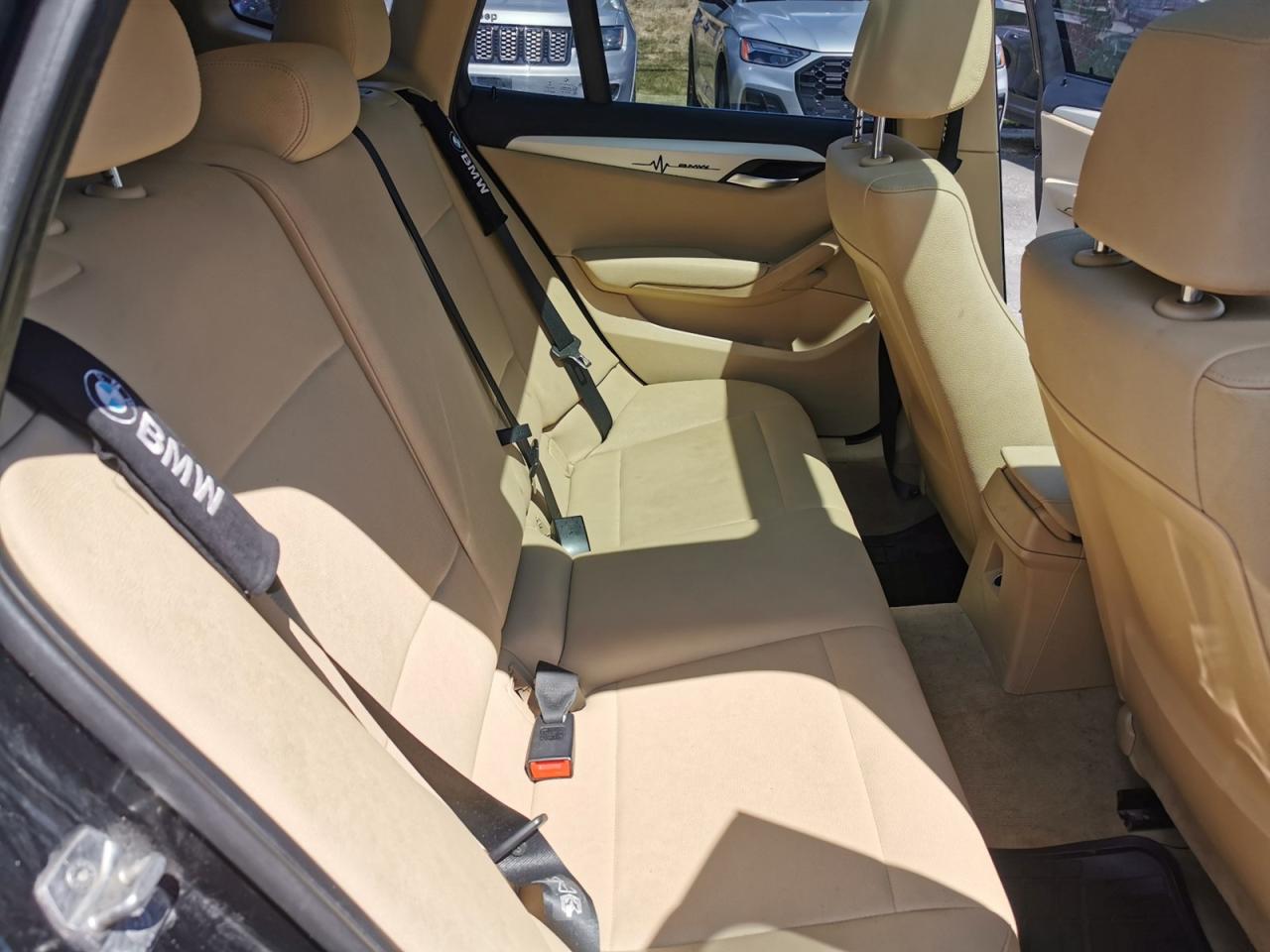 2015 BMW X1 28i xDrive - Photo #28