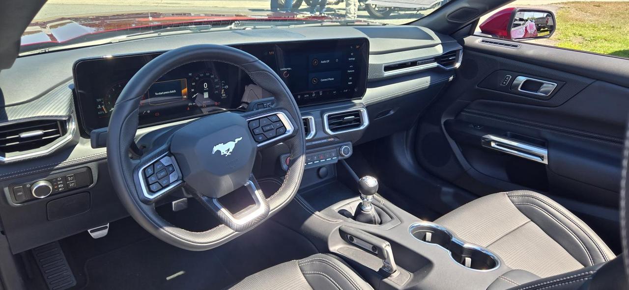 2025 Ford Mustang GT Photo