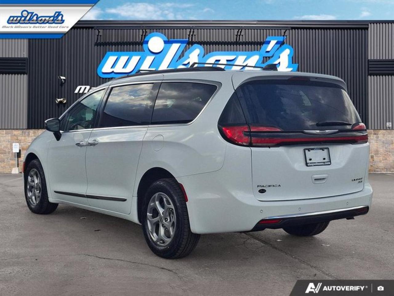 2023 Chrysler Pacifica Limited | Leather | Nav | Moonroof | New Tires | New Brakes | Photo2