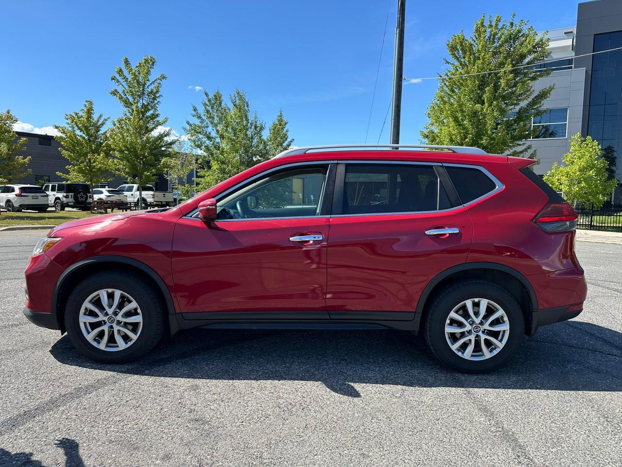 2017 Nissan Rogue SV // AWD // FULLY CERTIFIED // 1Y WARRANTY INCLUD - Photo #5