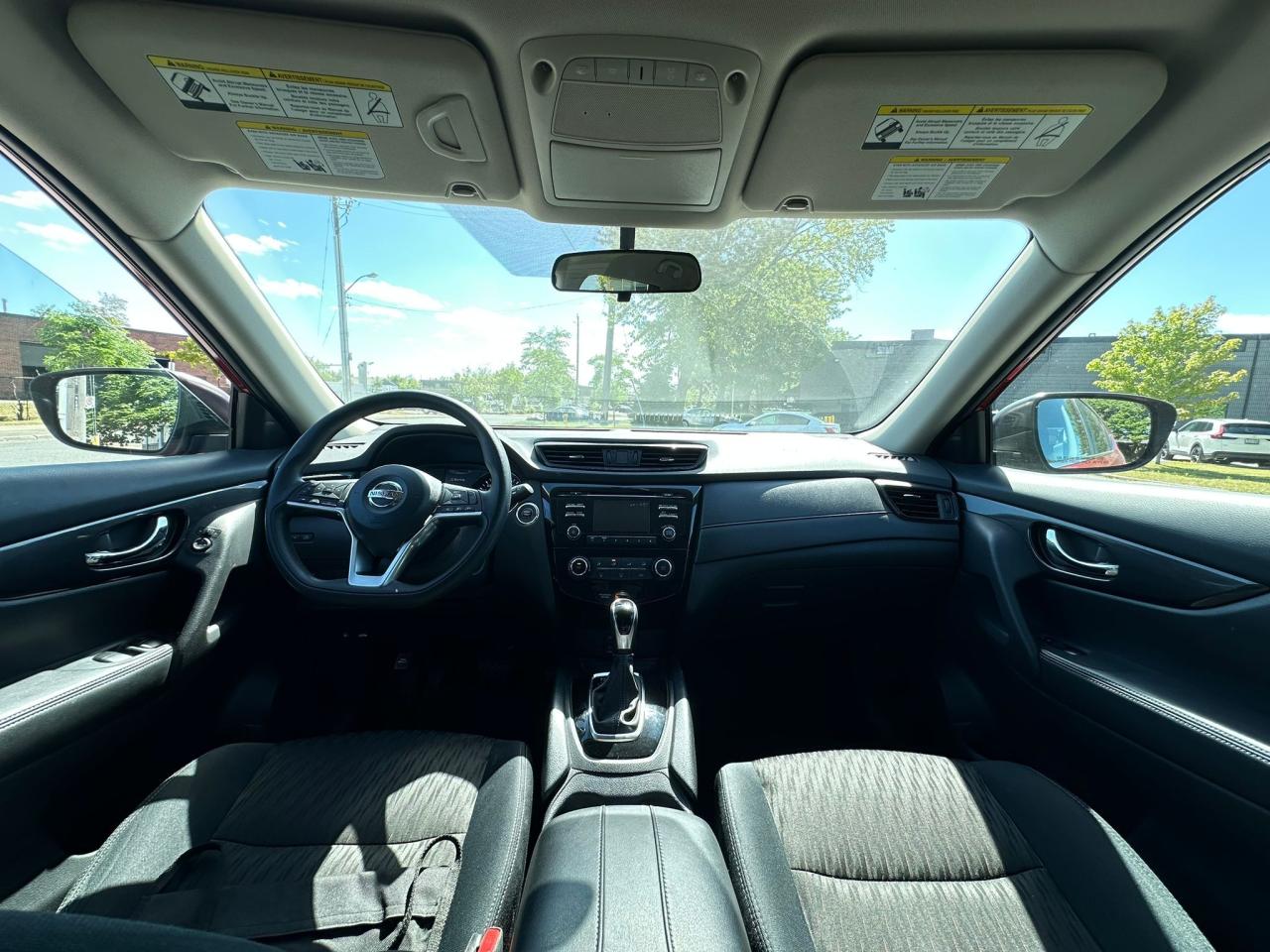 2017 Nissan Rogue SV // AWD // FULLY CERTIFIED // 1Y WARRANTY INCLUD - Photo #10