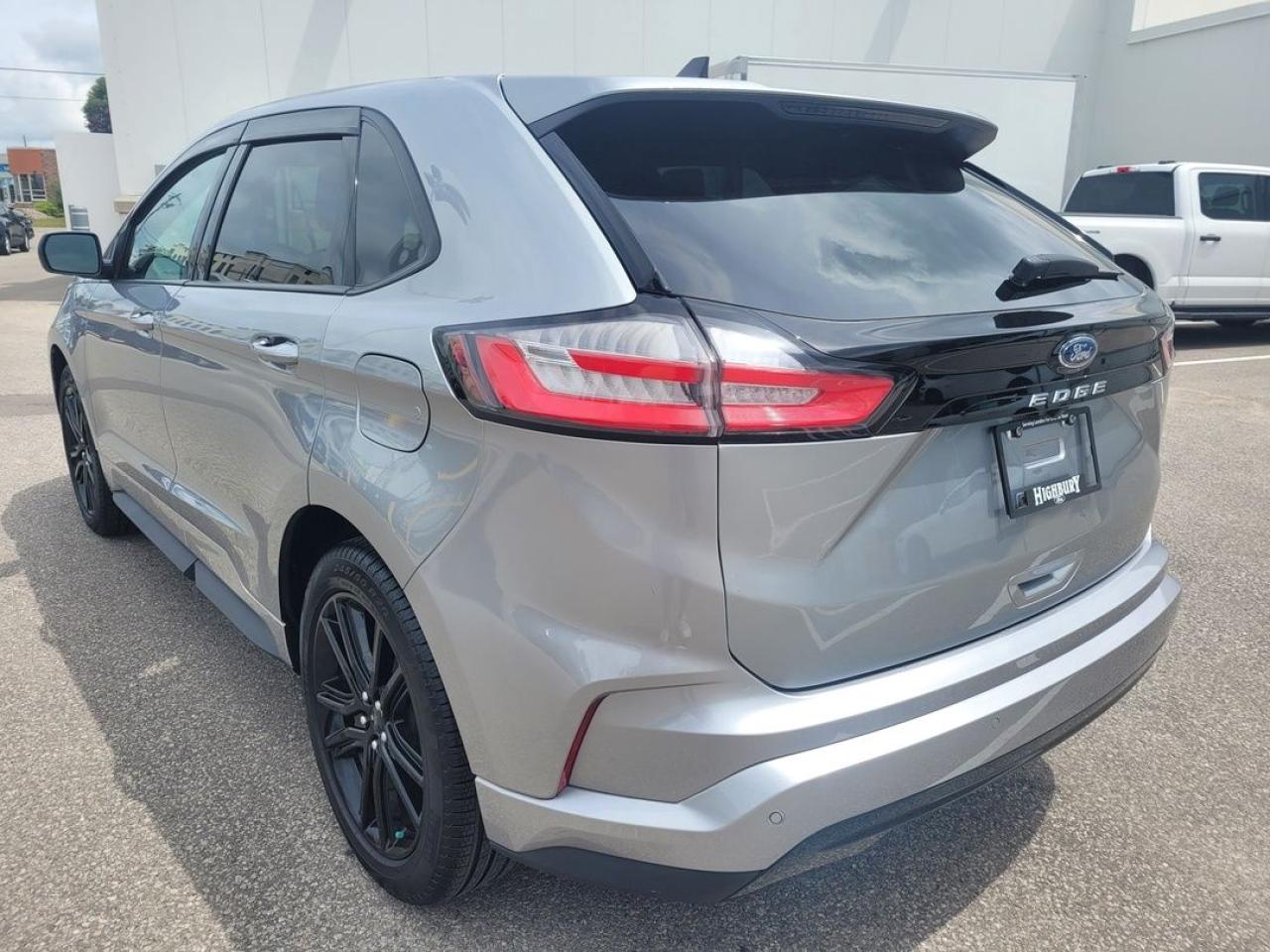 2024 Ford Edge ST Line Photo5