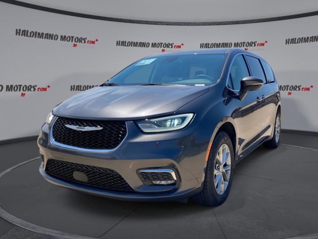 Used 2023 Chrysler Pacifica Touring L for sale in Cayuga, ON