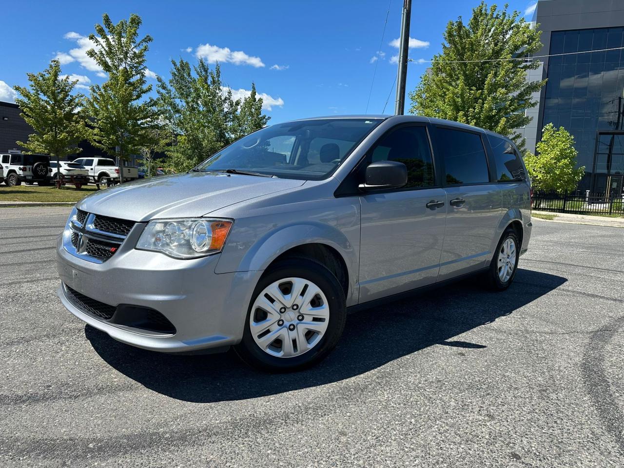 2018 Dodge Grand Caravan CANADA VALUE PACKAGE // CERTIFIED // 1Y WARRAN INC - Photo #2