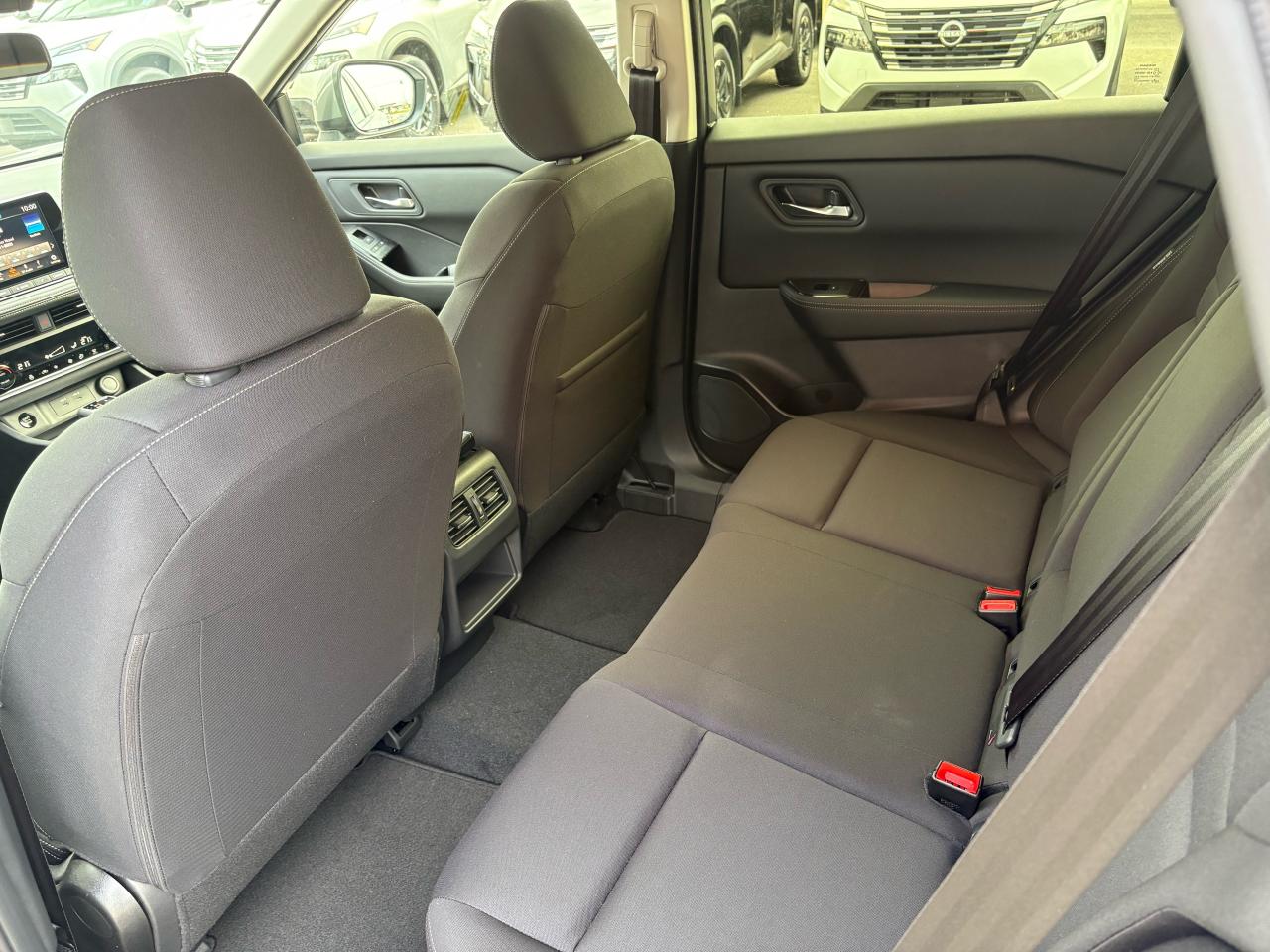 2026 Nissan Rogue S Photo22