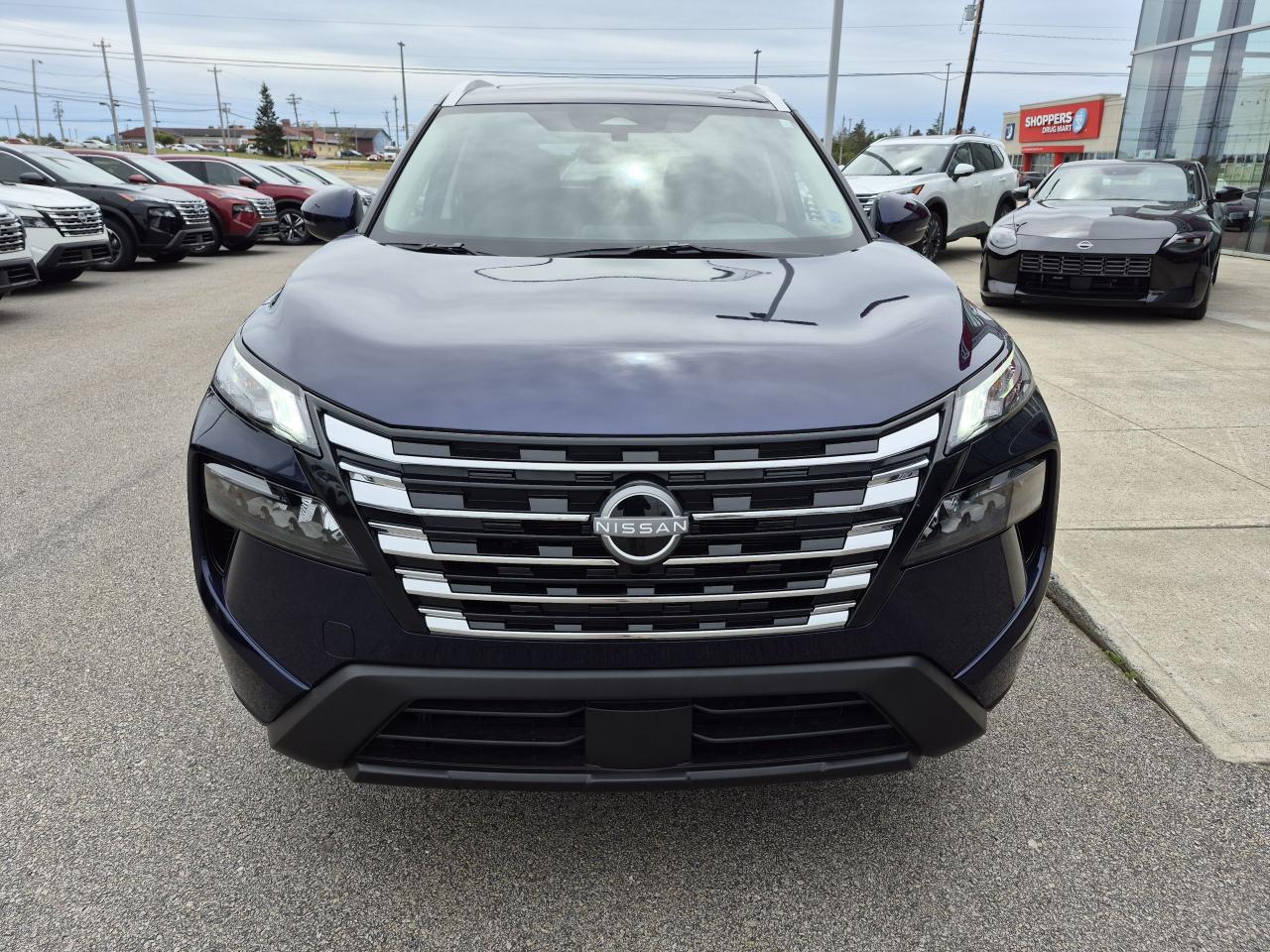 2026 Nissan Rogue SV MOONROOF Photo2