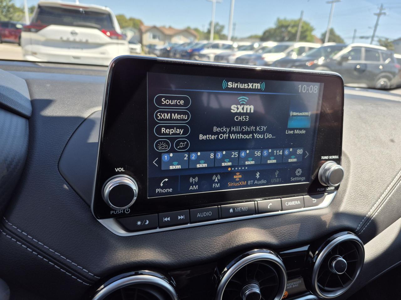2025 Nissan Sentra SV Photo24