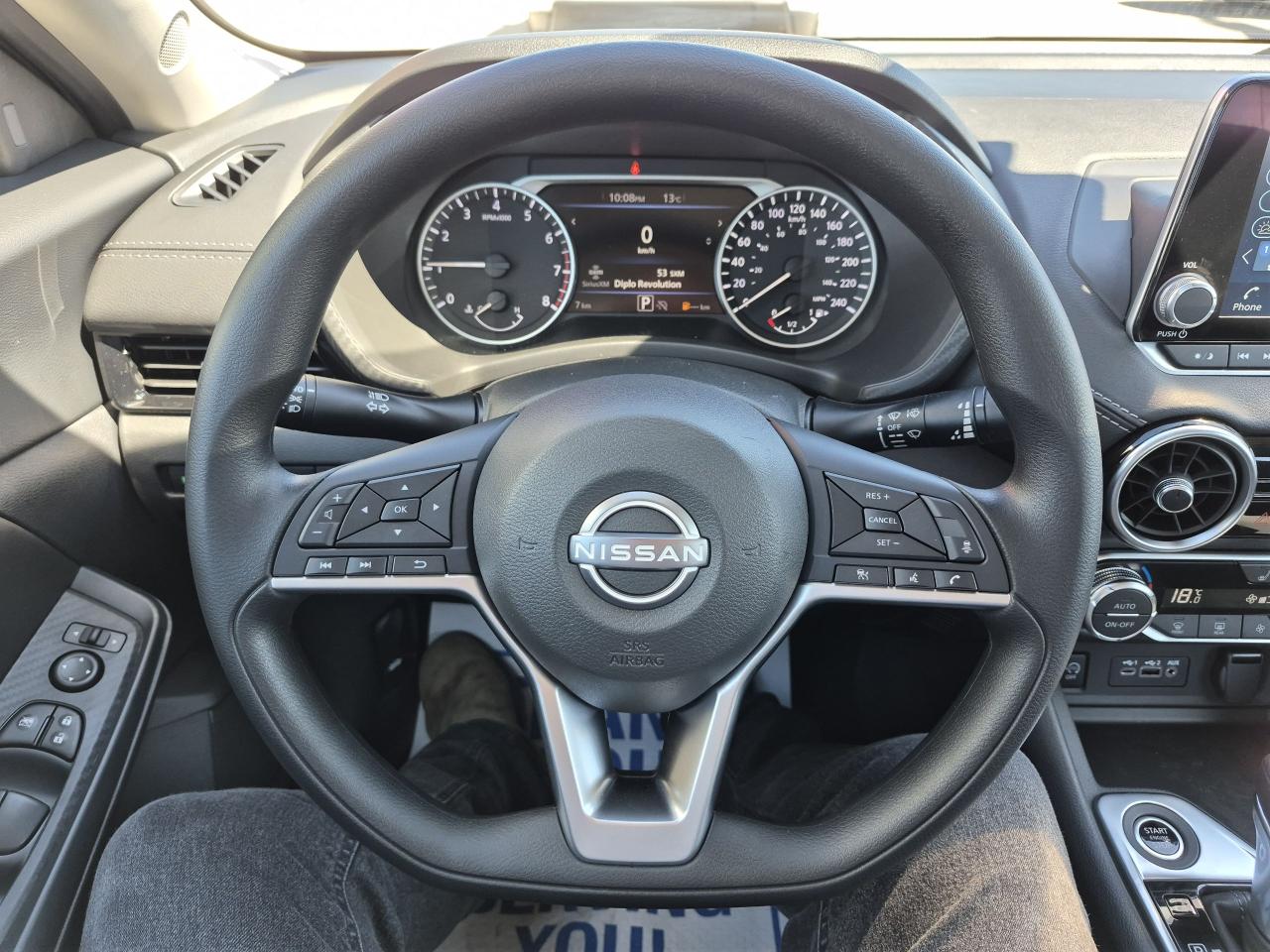 2025 Nissan Sentra SV Photo22