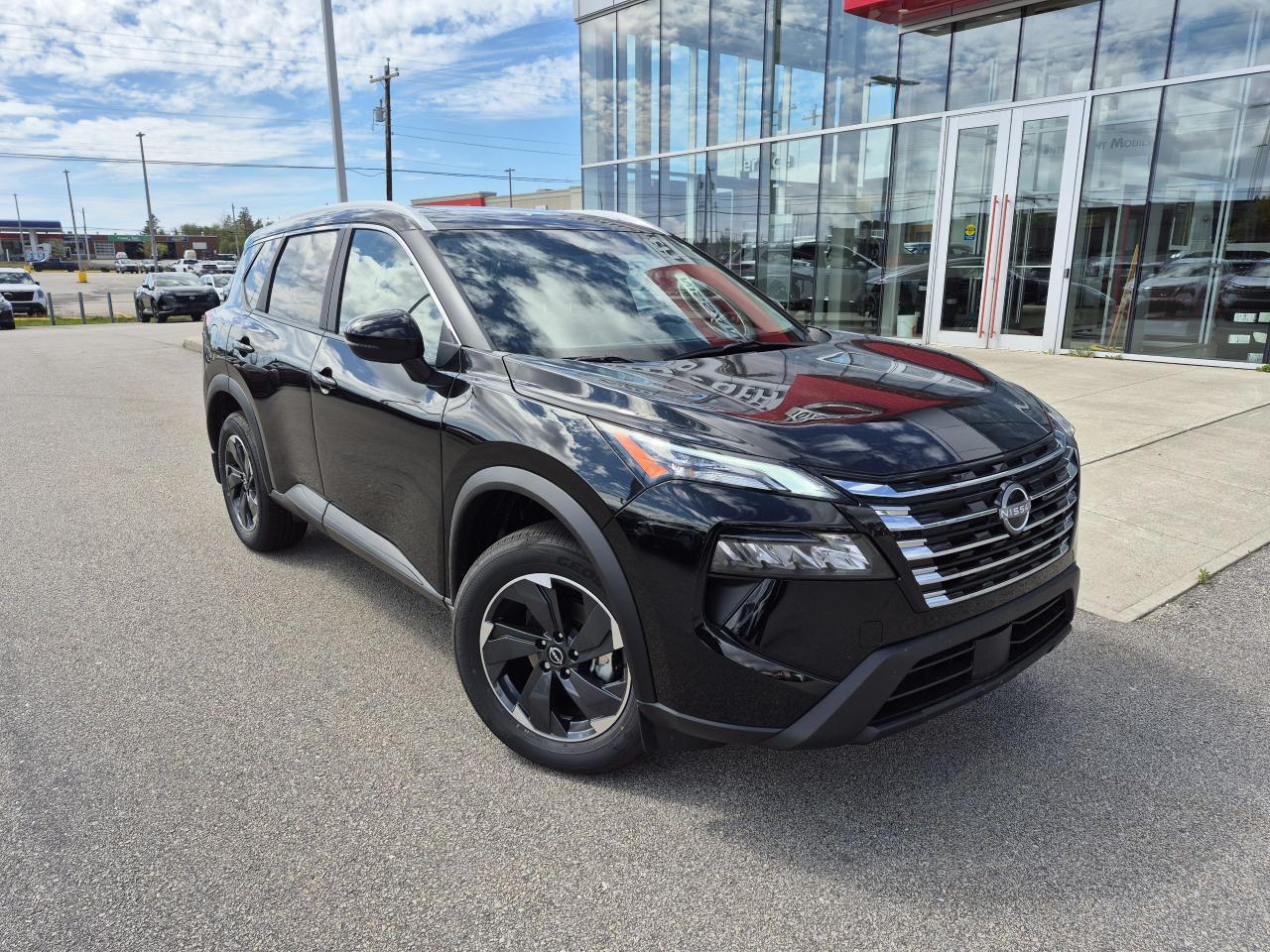 2025 Nissan Rogue SV MOONROOF