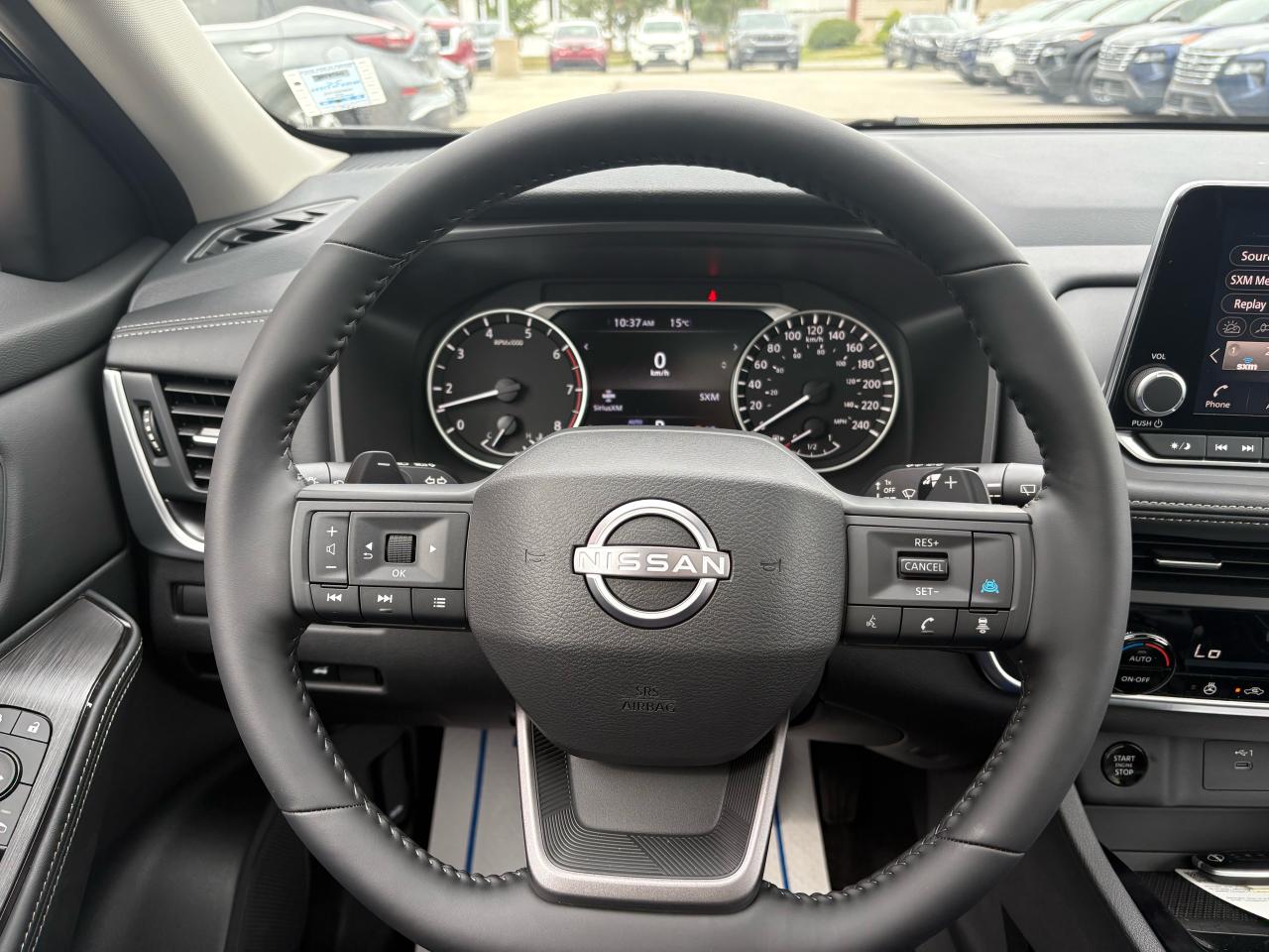 2025 Nissan Rogue SV MOONROOF Photo31