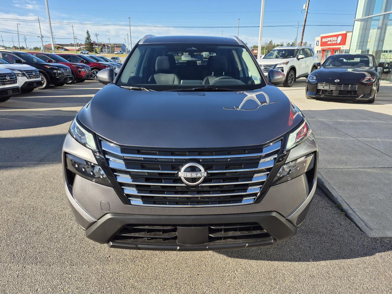 2025 Nissan Rogue SV MOONROOF Photo19