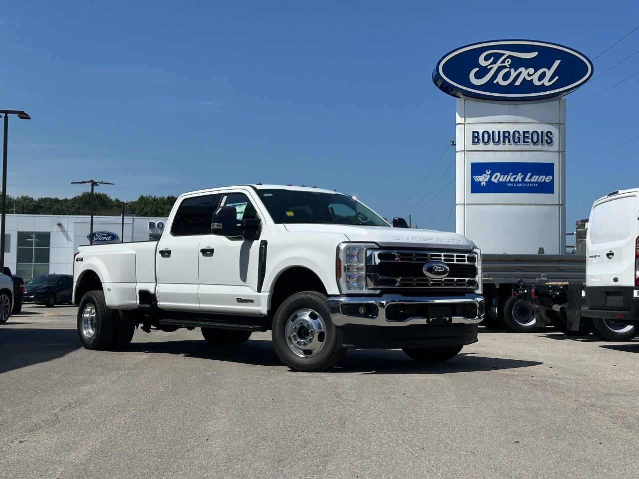 New 2025 Ford F-350 Super Duty DRW XLT 4WD CREW CAB 8' BOX for sale in Midland, ON