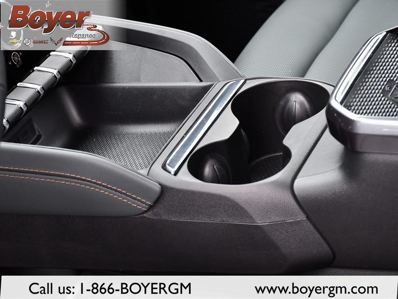 2026 GMC Terrain AWD AT4 Photo