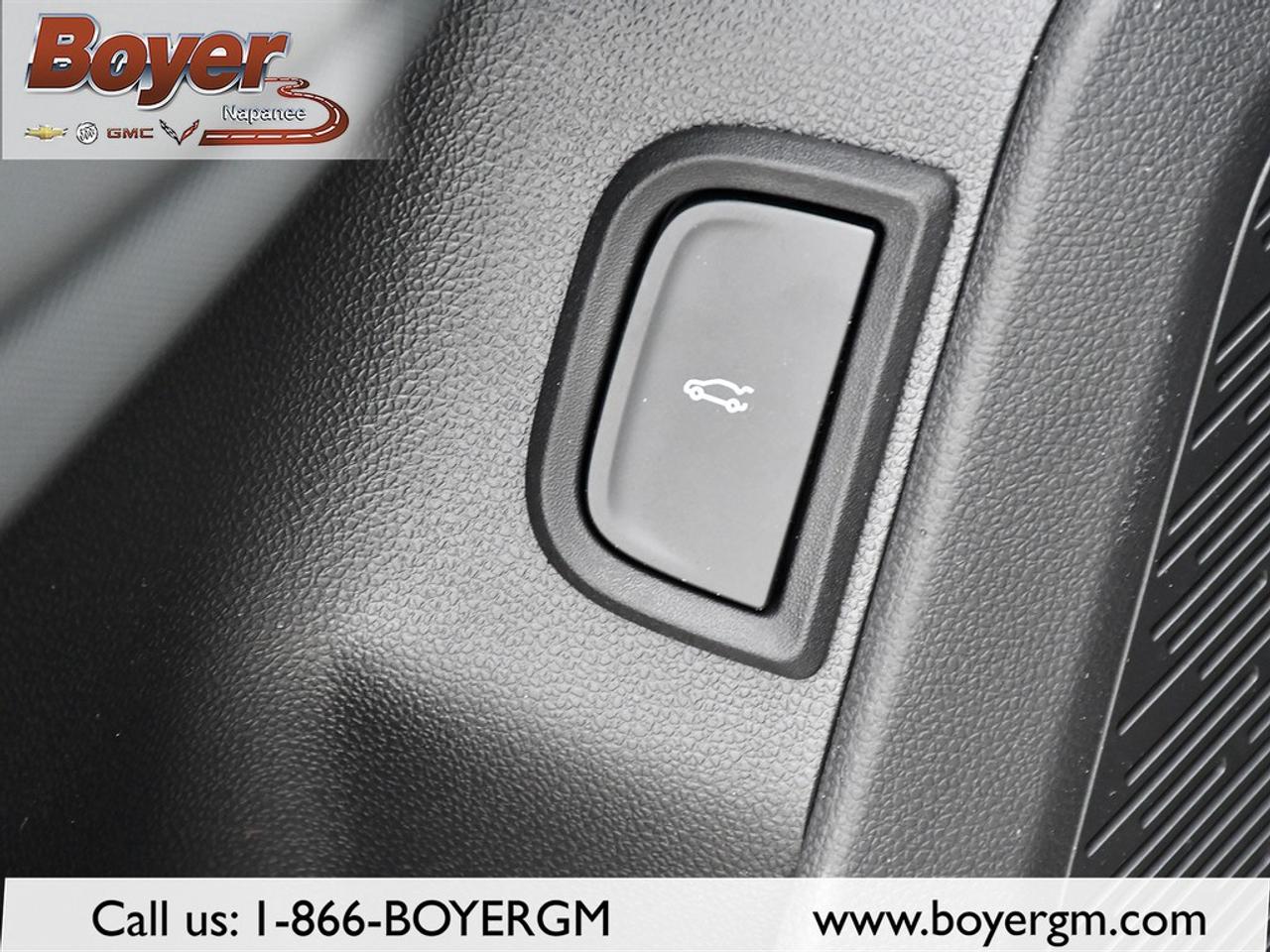 2026 GMC Terrain AWD AT4 Photo