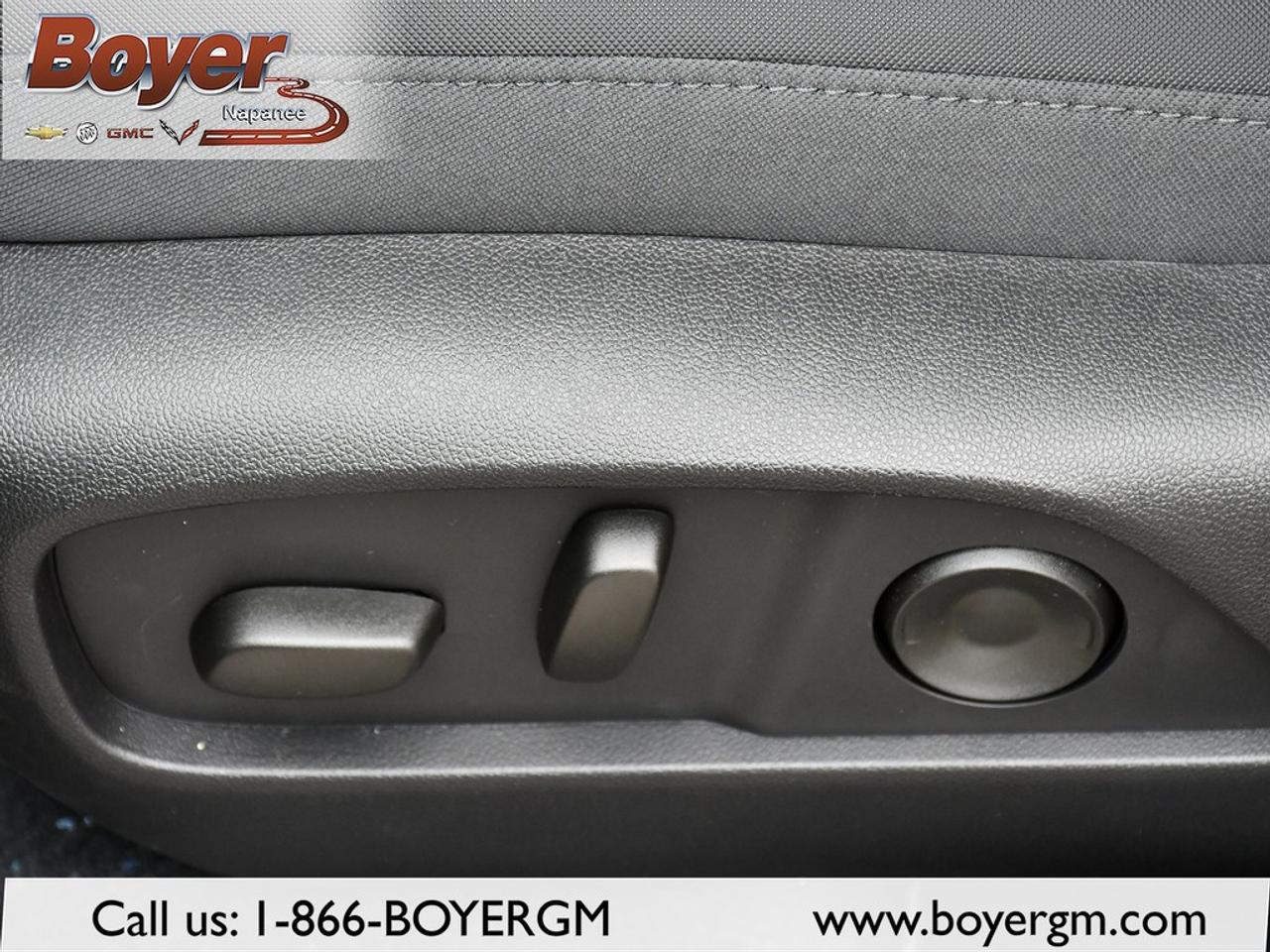 2026 GMC Terrain AWD AT4 Photo