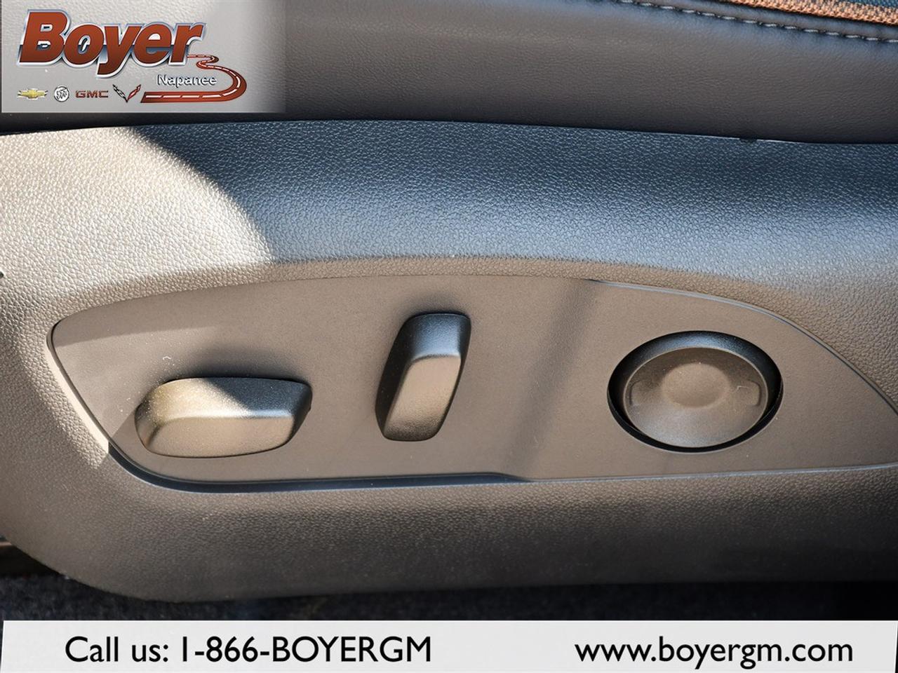 2026 GMC Acadia AWD AT4 Photo