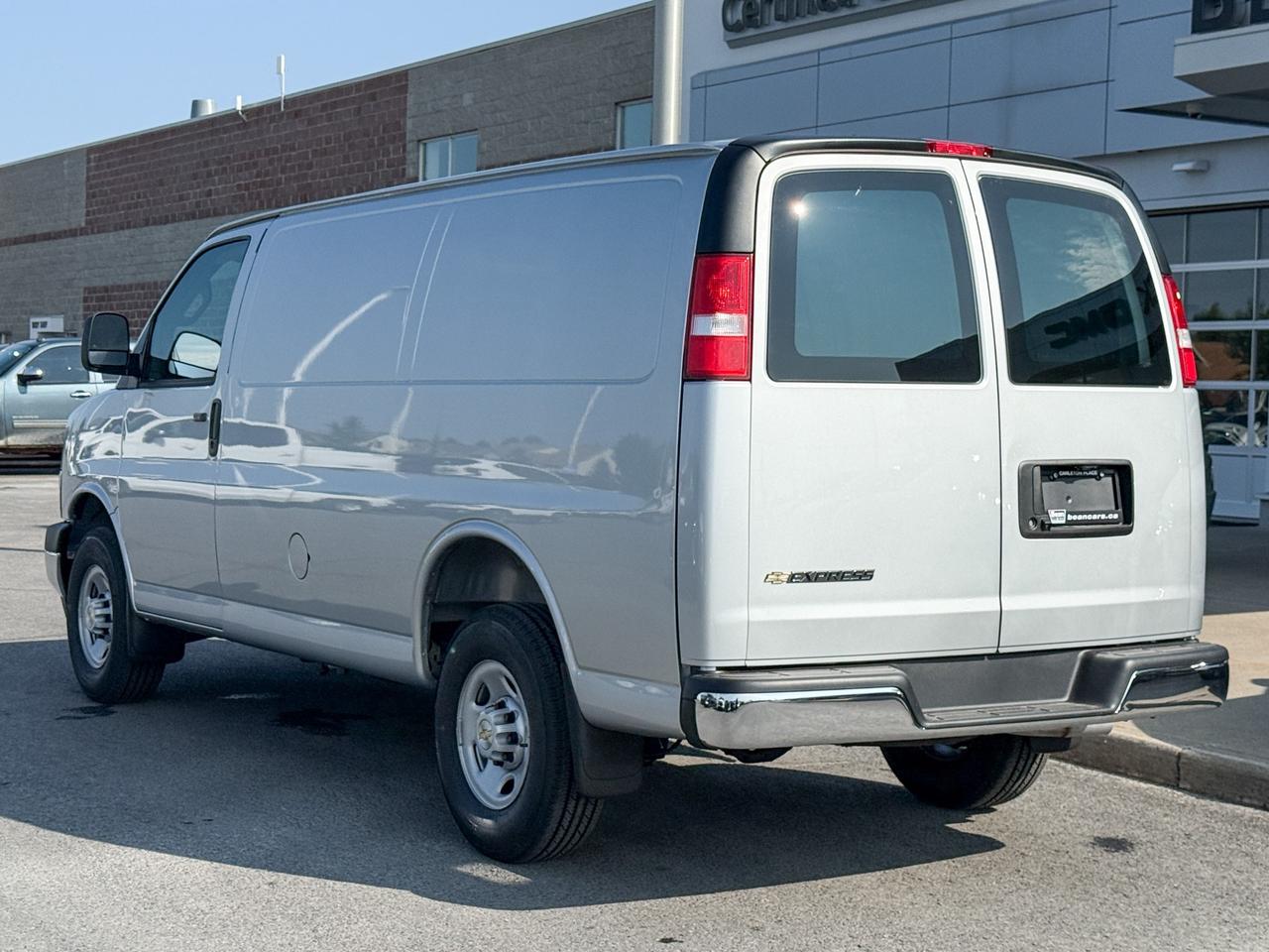 2025 Chevrolet Express 2500 Work Van 4.3L V6, REMOTE START/ENTRY, POWER DRIVER SEAT, AIR CONDITIONING, CRUISE CONTROL, MP3 PLAYER, BLUETOOTH, REAR VISION CAMERA Photo