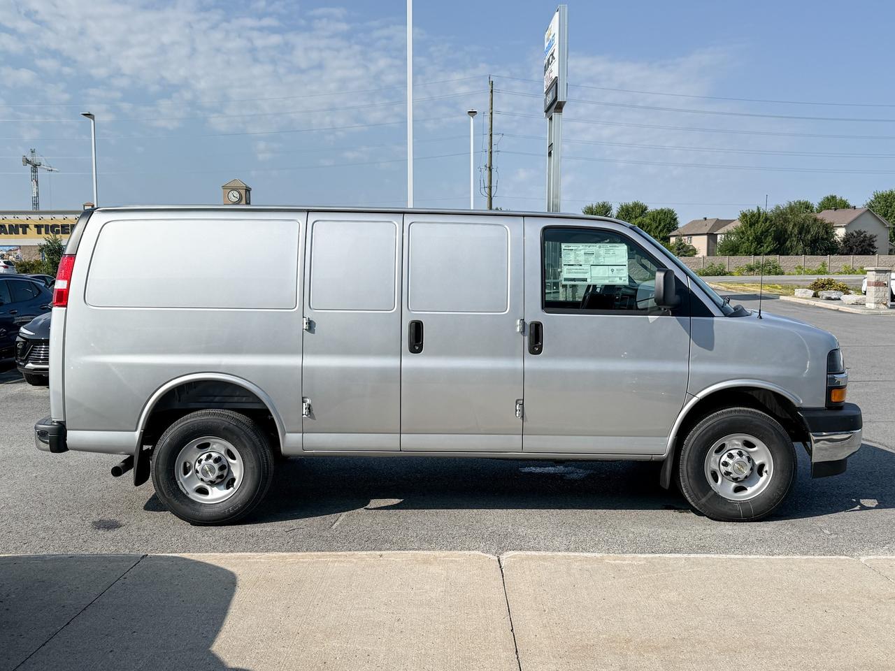2025 Chevrolet Express 2500 Work Van 4.3L V6, REMOTE START/ENTRY, POWER DRIVER SEAT, AIR CONDITIONING, CRUISE CONTROL, MP3 PLAYER, BLUETOOTH, REAR VISION CAMERA Photo