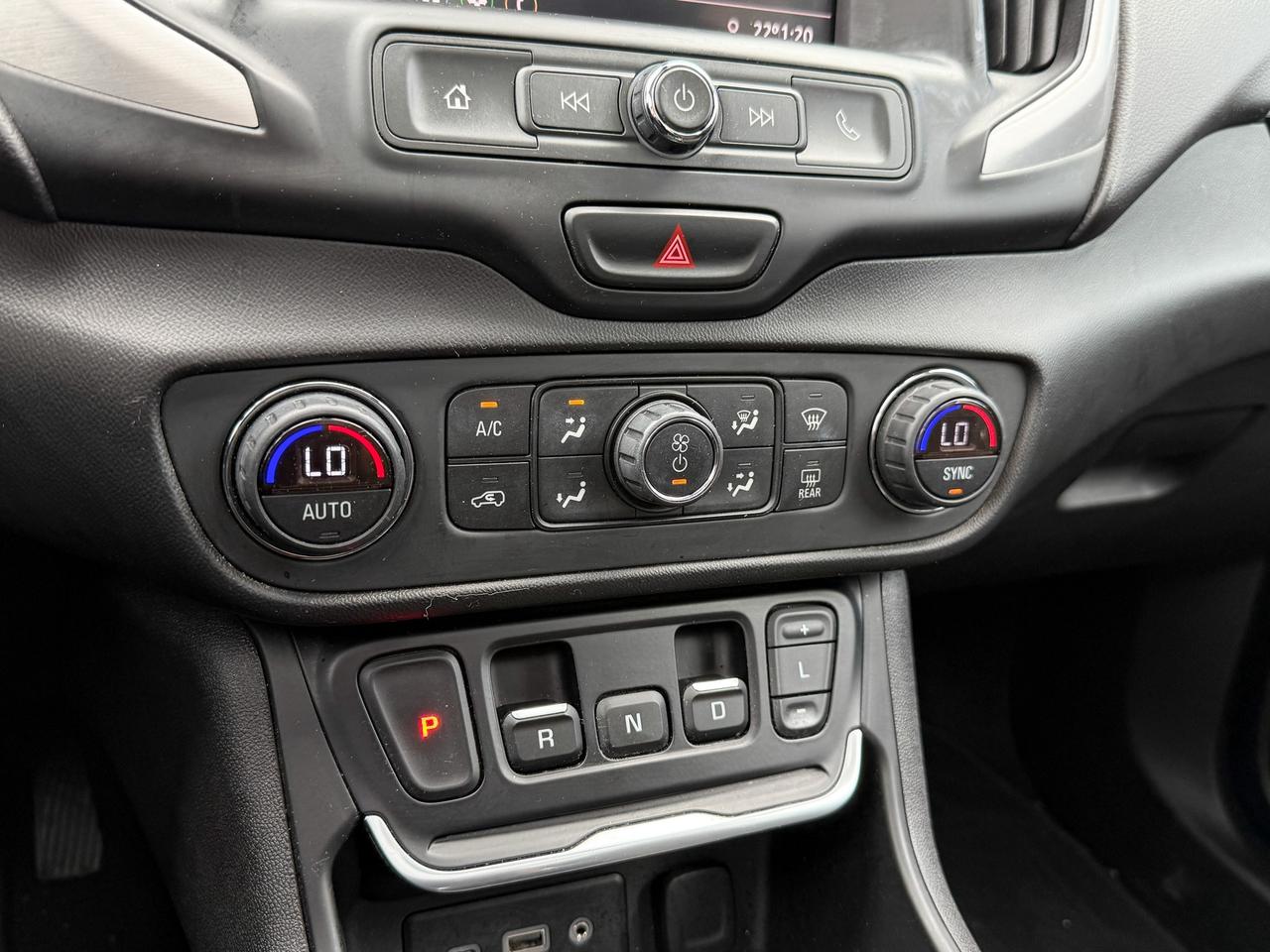 2020 GMC Terrain SLE ONEOWNER, CLEAN CARFAX, 2.0L 4CYL TURBO, ELEVATION AWD, HEATED SEATS, SKYSCAPESUNROOF, REMOTE VEHICLE START, HD REAR VISION CAMERA, 19" GLOSS BLACK ALLOY WHEELS Photo