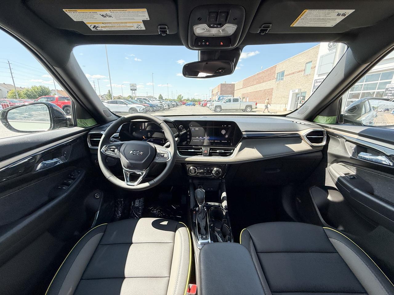 2026 Chevrolet TrailBlazer ACTIV 1.3L 3 CYL WITH REMOTE ENTRY, HEATED SEATS, HEATED STEERING WHEEL, SUNROOF, POWER LIFTGATE, HD REAR VISION CAMERA Photo